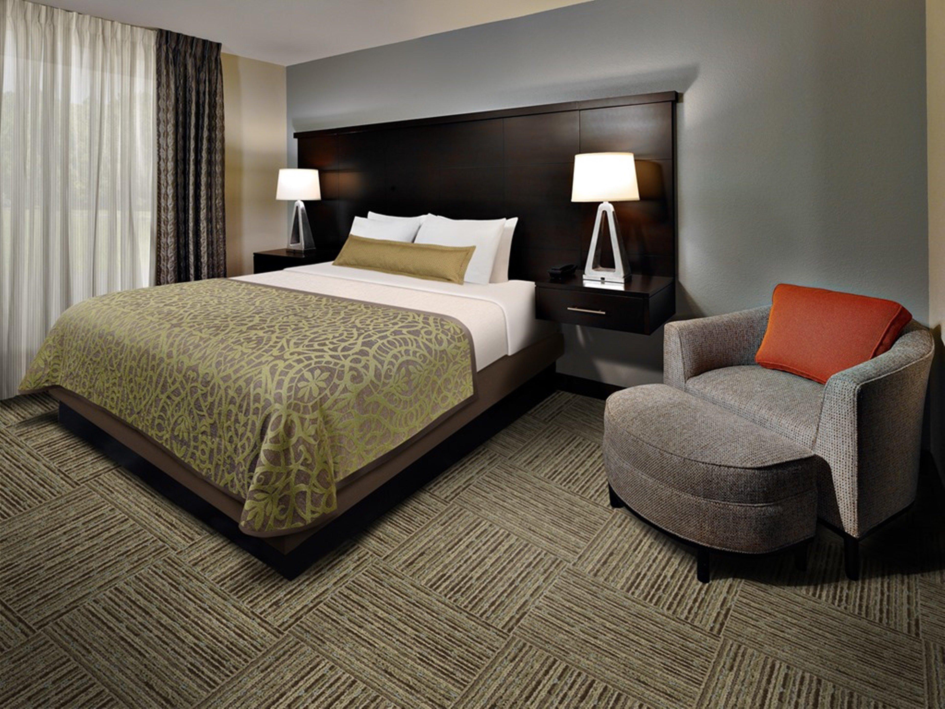 Фото Staybridge Suites Dearborn Mi, an Ihg Hotel