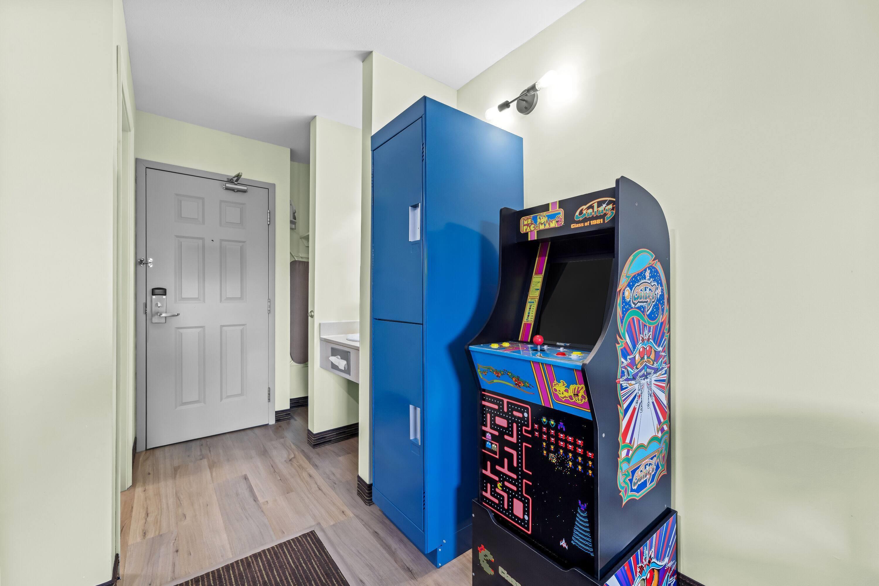 Фото Super 8 by Wyndham Saskatoon Near Saskatoon Airport