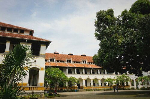 Гостиница Hotel Tentrem Semarang в Семаранге