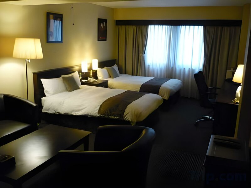 Гостиница Hotel Crown Hills Sagamihara