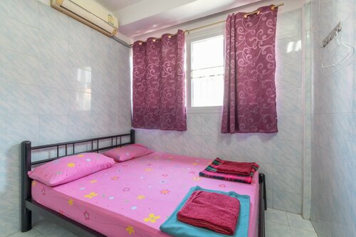 Гостевой дом New Central Guesthouse  в Бангкоке