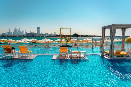 Гостиница C Central Resort the Palm в Джумейре
