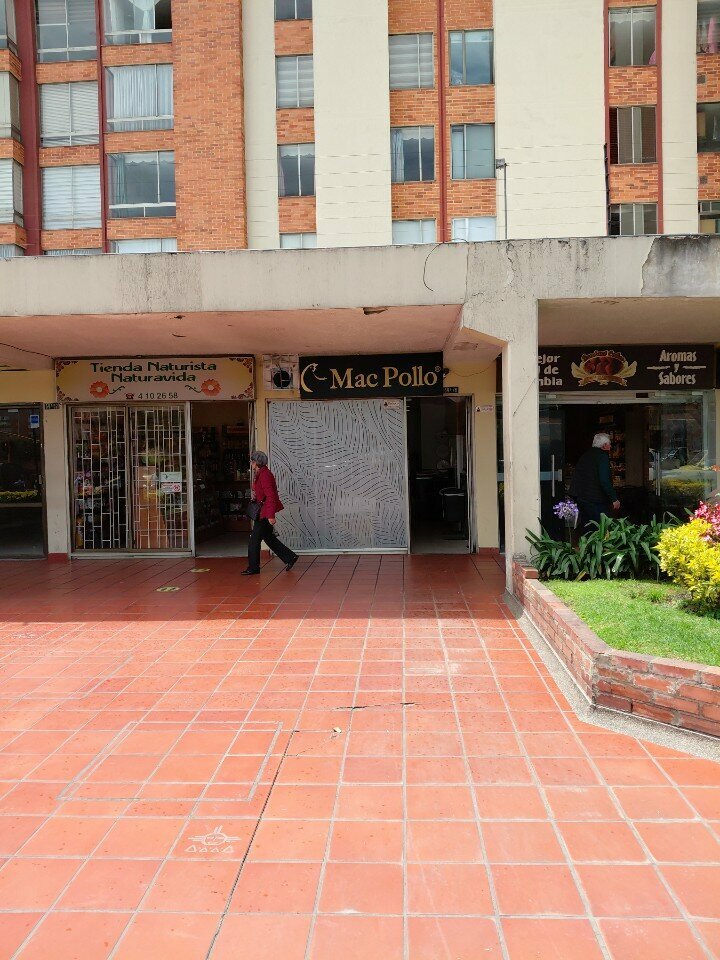 Restaurant Distribuidora Avícola MacPollo, Bogota, photo