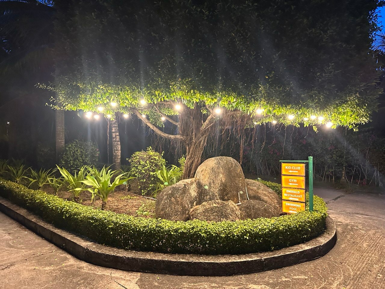 Фото Diamond Bay Condotel - Resort Nha Trang