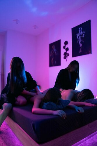 Вуайер нудизмі туралы бейне