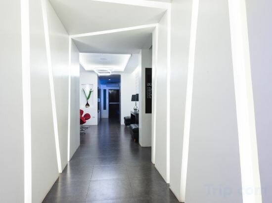 Фото Lenox Hotel