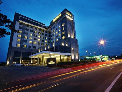 Гостиница Impiana Hotel Senai в Штате Джохор
