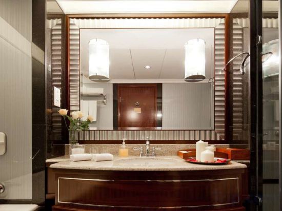 Фото Rosedale Hotel and Suites Guangzhou