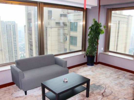 Фото Lujia International Hotel