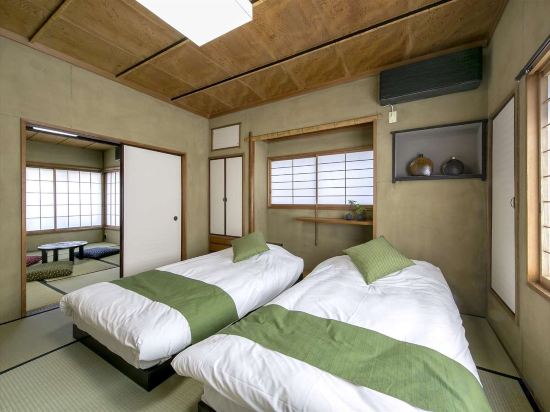 Фото Kagurazaka Retro Bar & Hotel