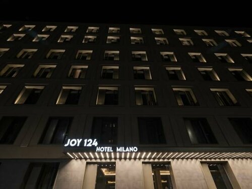 Гостиница Joy 124 Hotel Milano в Ломбардии