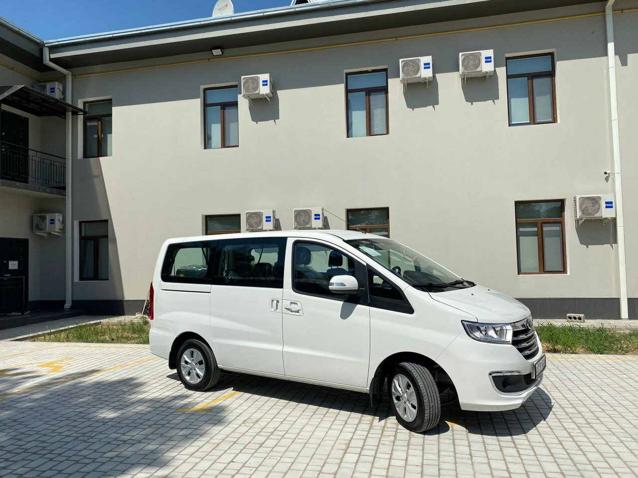 Фото отеля 3