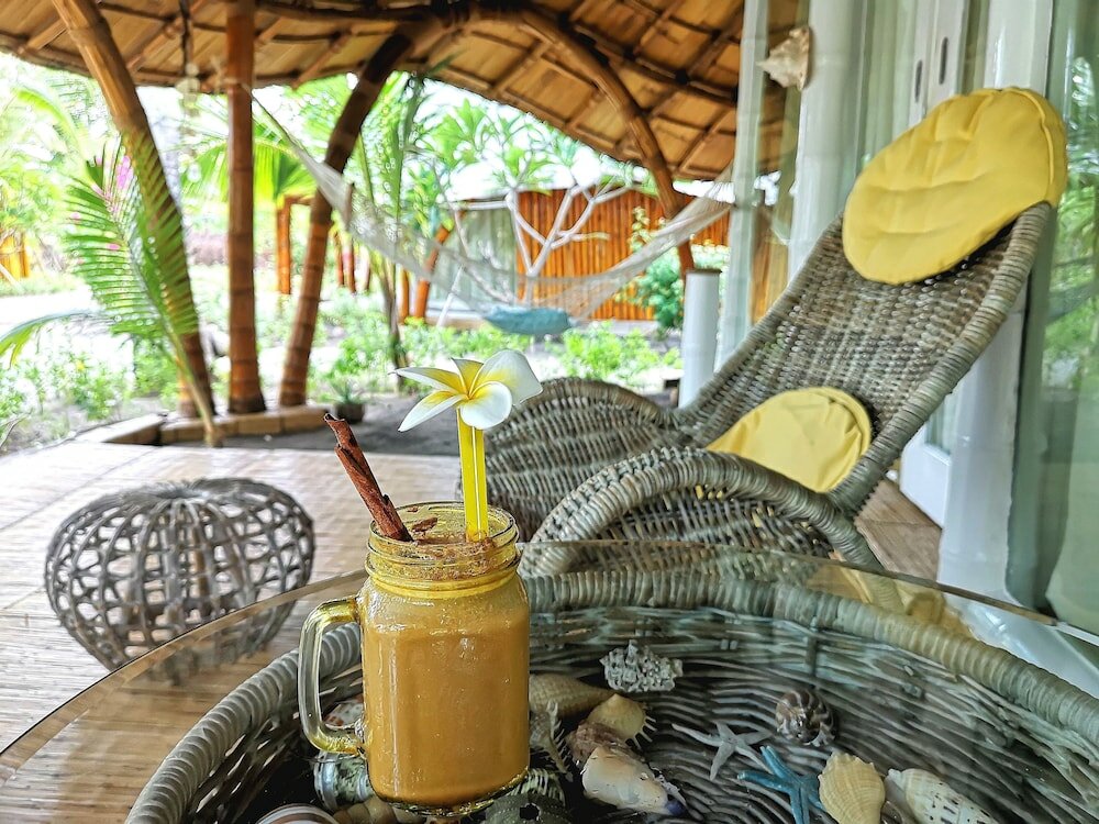 Фото Coconut Garden Beach Resort