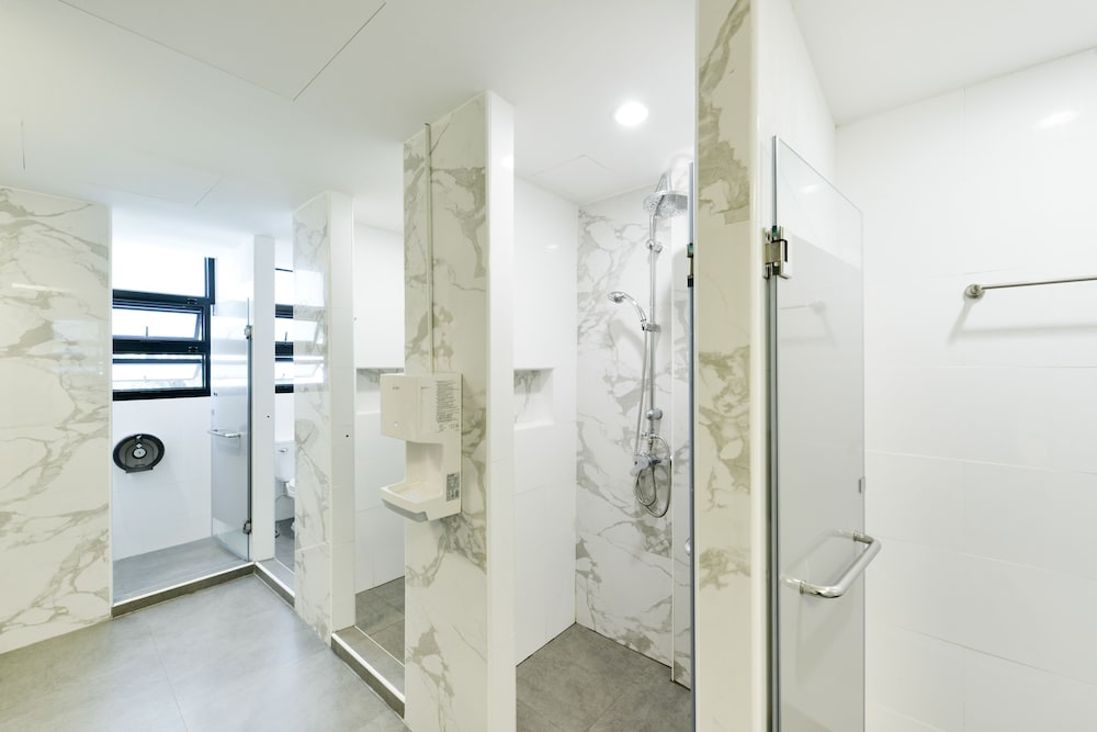 Фото The Cube Hostel