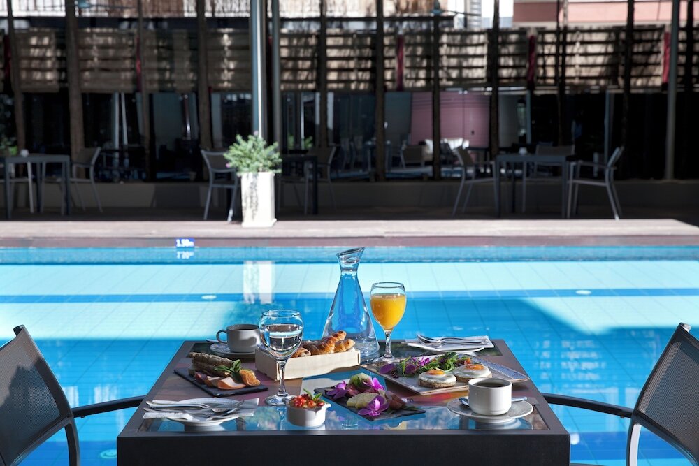 Фото Zeus Thessaloniki Lazart