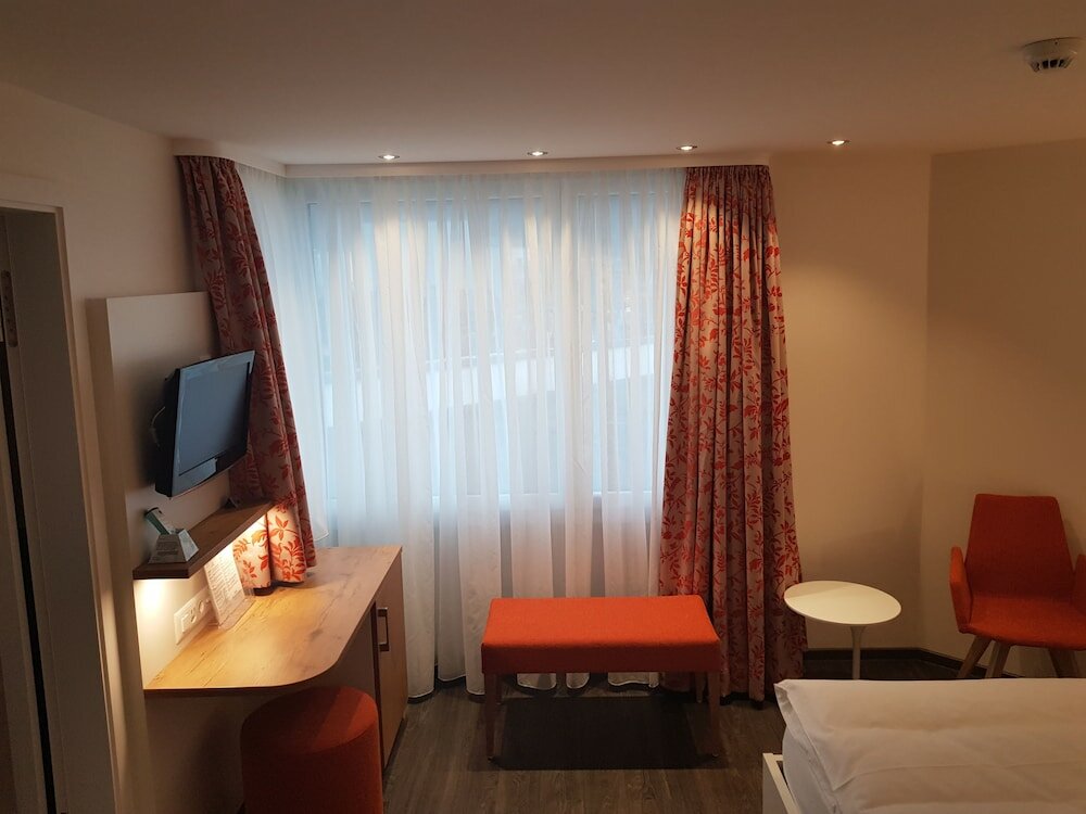 Фото Hotel Bernerhof