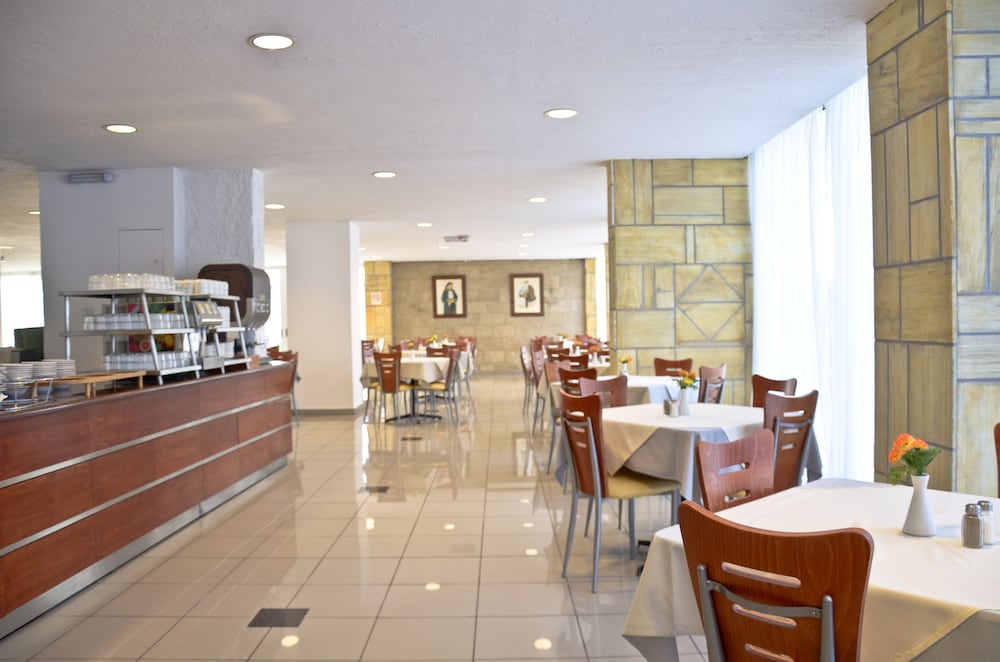 Фото Athena Hotel