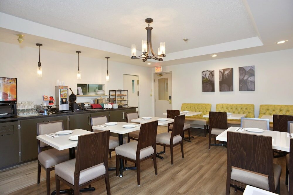 Фото Best Western Colonel Butler Inn