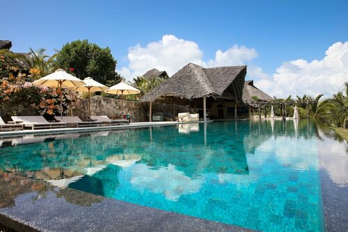 Гостиница Qambani Luxury Resort в Танзании