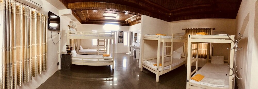 Фото Nam Long Hotel