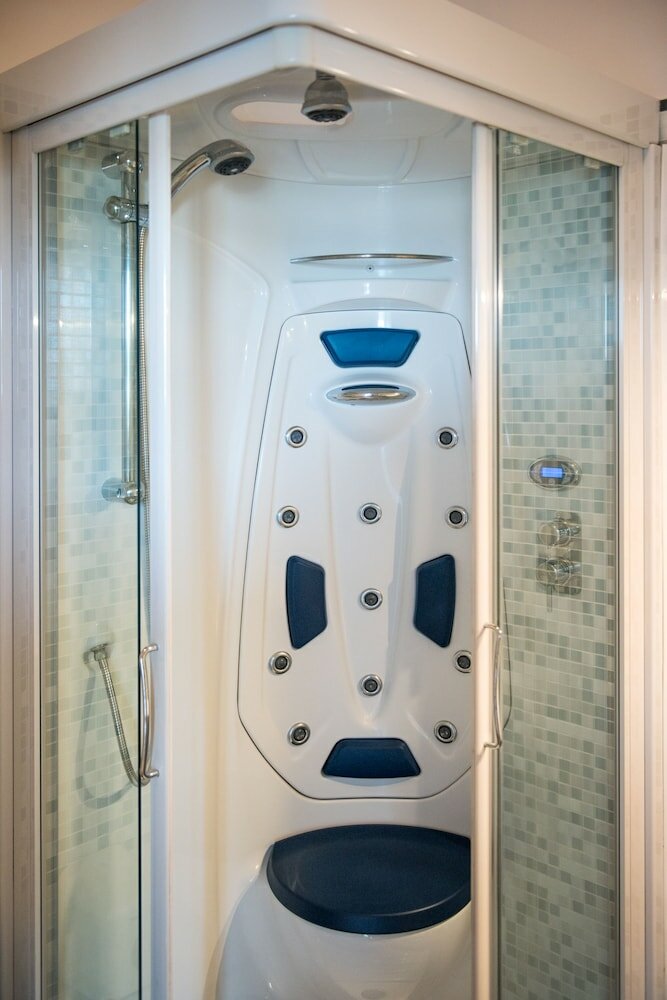 Фото Sea Lion Hotel