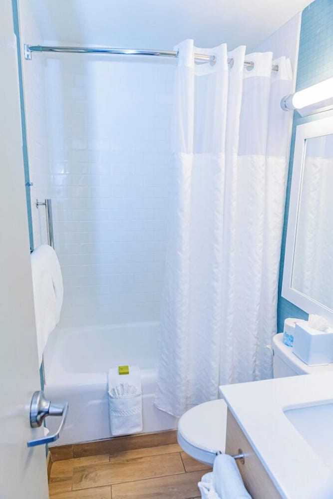 Фото The Inn at Longwood Medical