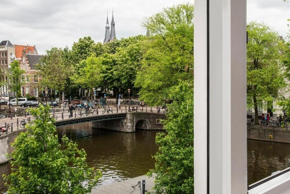 Фото Max Brown Hotel Canal District