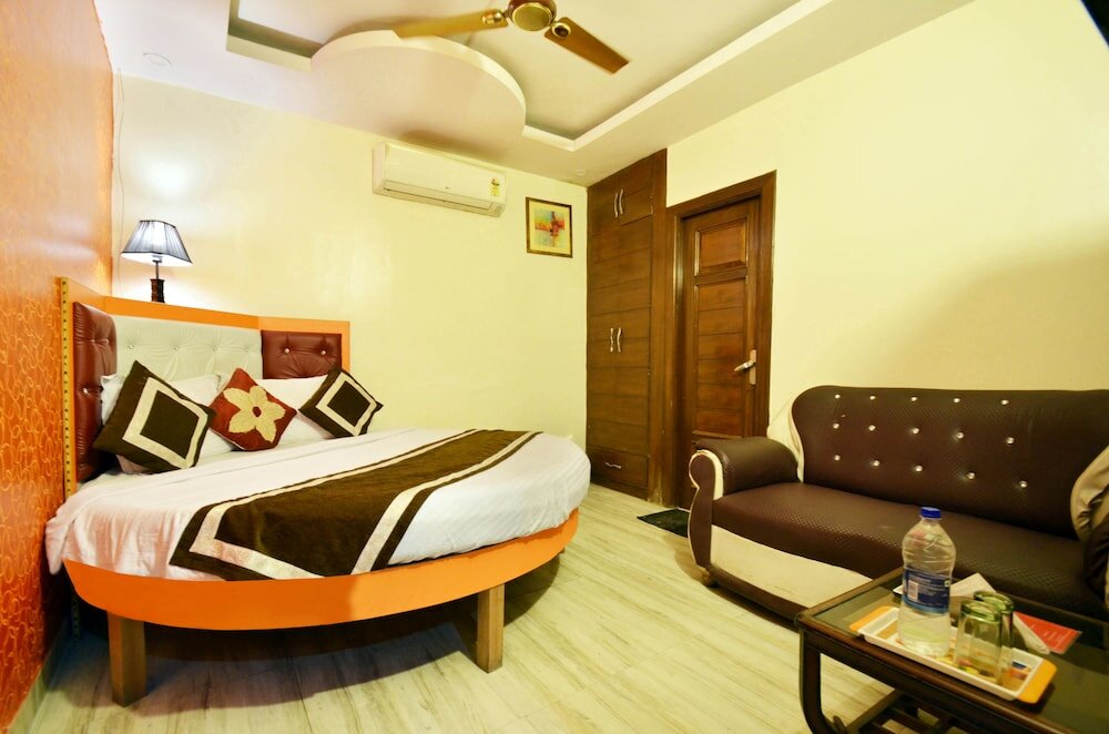 Фото Oyo 8278 Supremo