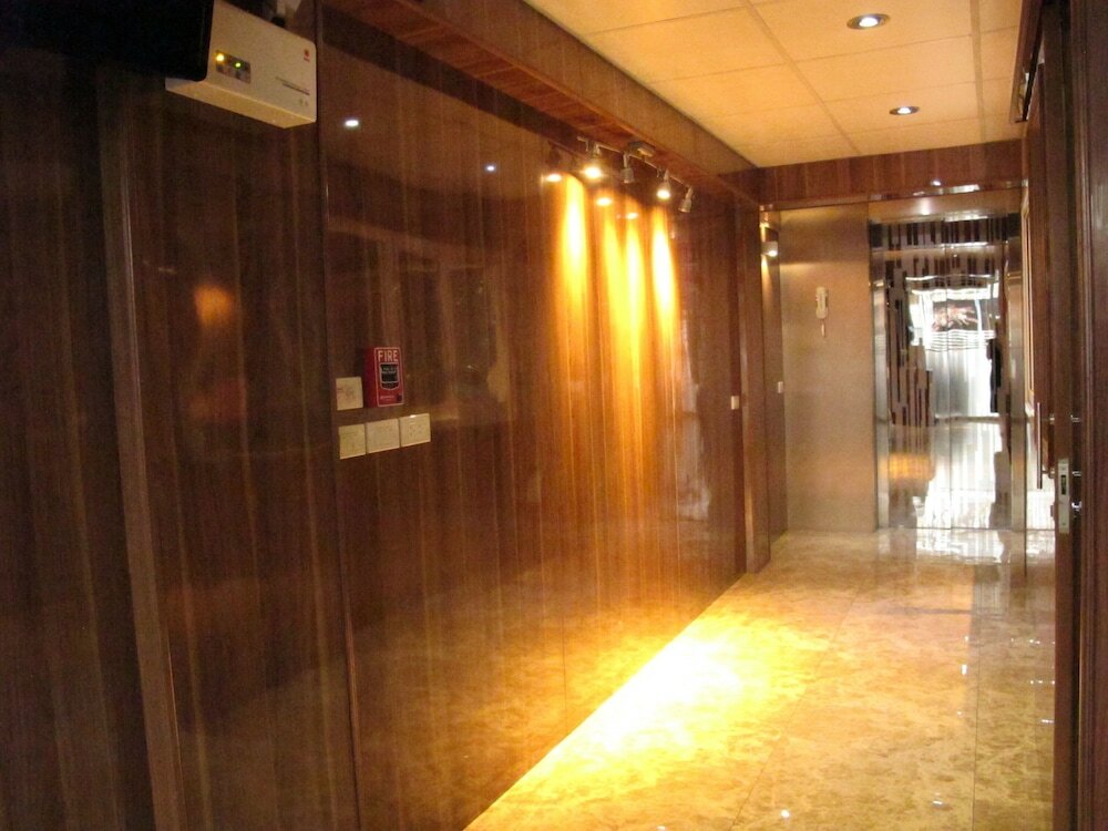 Фото Bourbon St Boutique Hotel