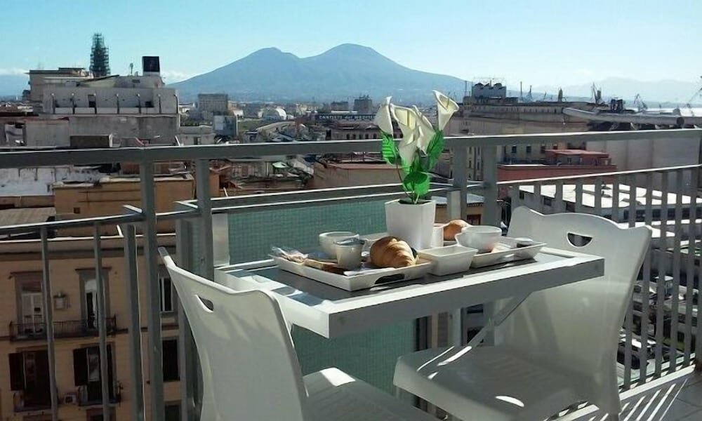 Hotel B&b Locanda Mediterranea, Naples, photo
