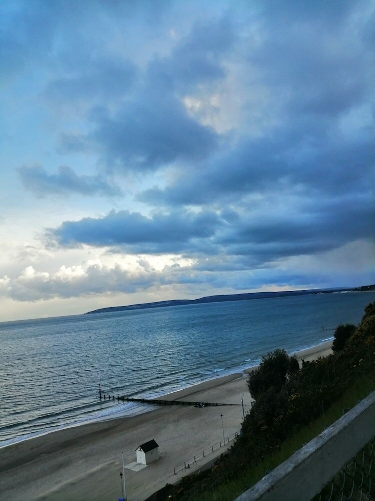 Фото Bourne Hall Hotel