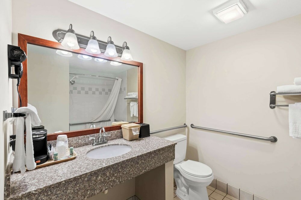 Фото Best Western Airport Inn