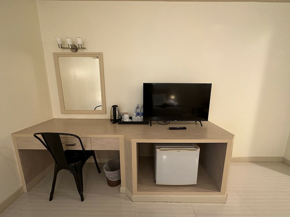 Фото Thipurai City Hotel