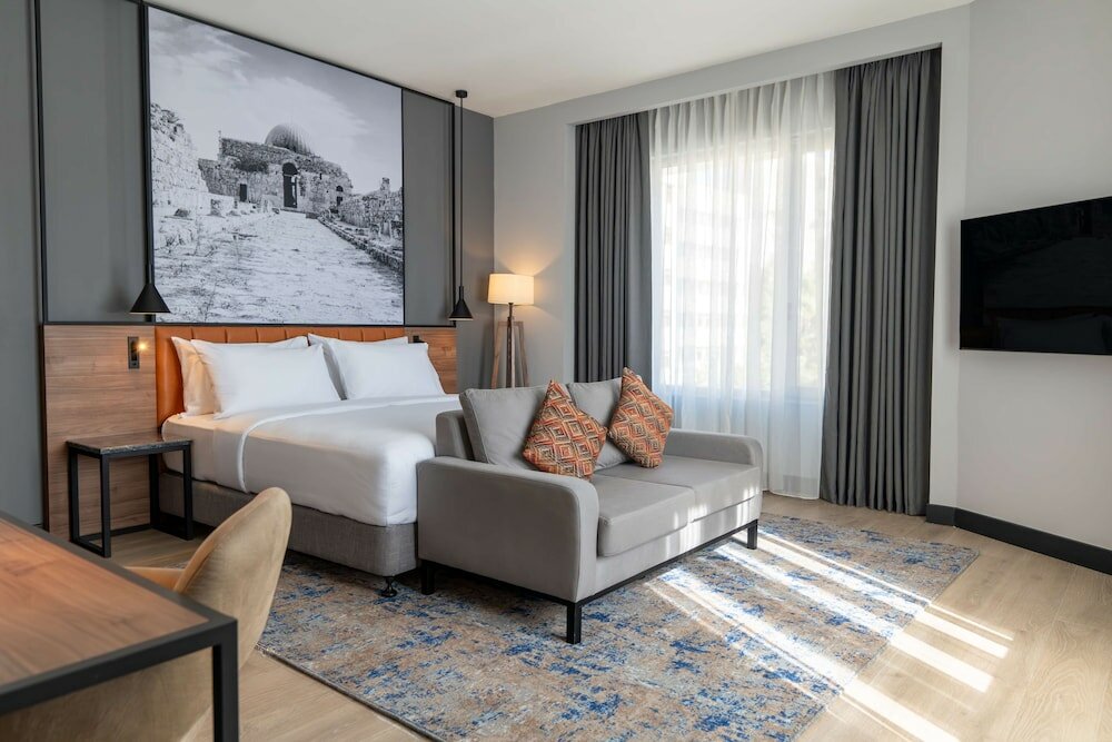 Фото Radisson Blu Hotel, Amman Galleria Mall