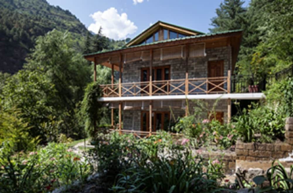 Фото Tall Trees Resort by OpenSky