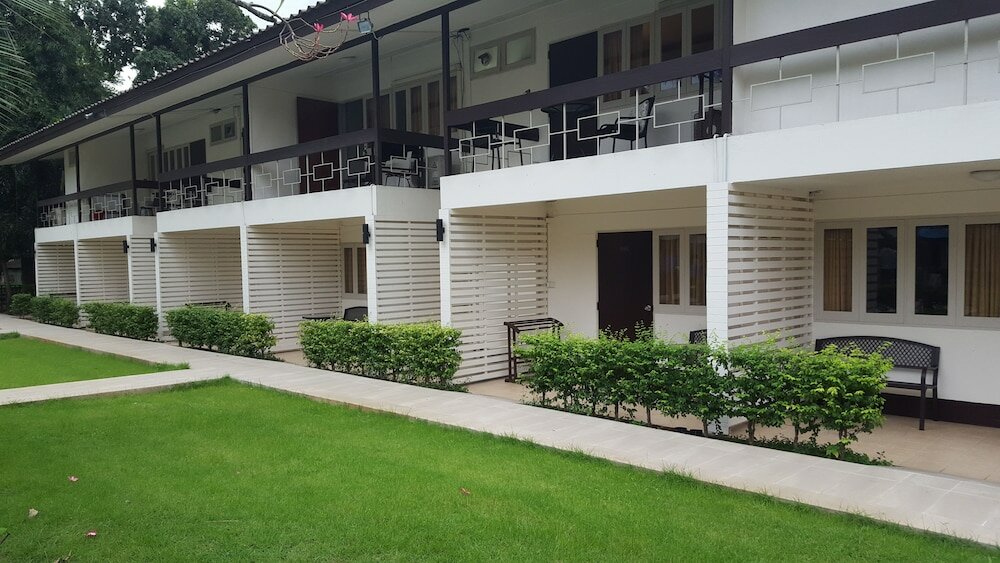 Фото Nautical Inn