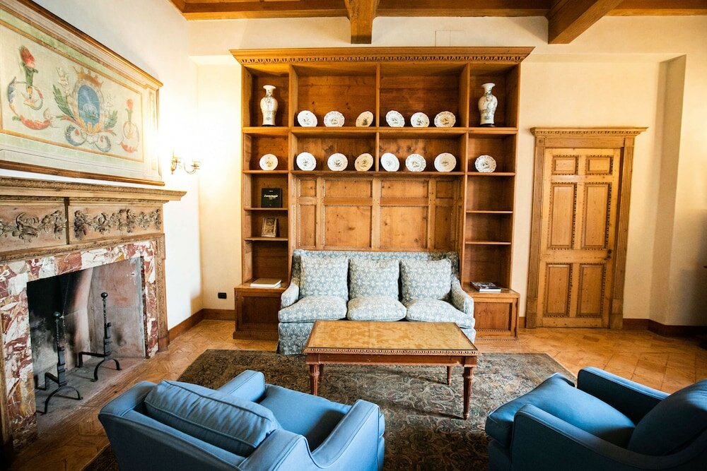 Фото La Posta Vecchia Hotel