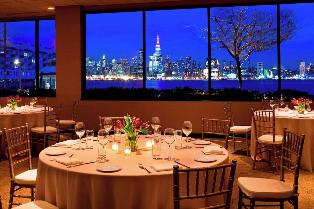 Фото Sheraton Lincoln Harbor Hotel