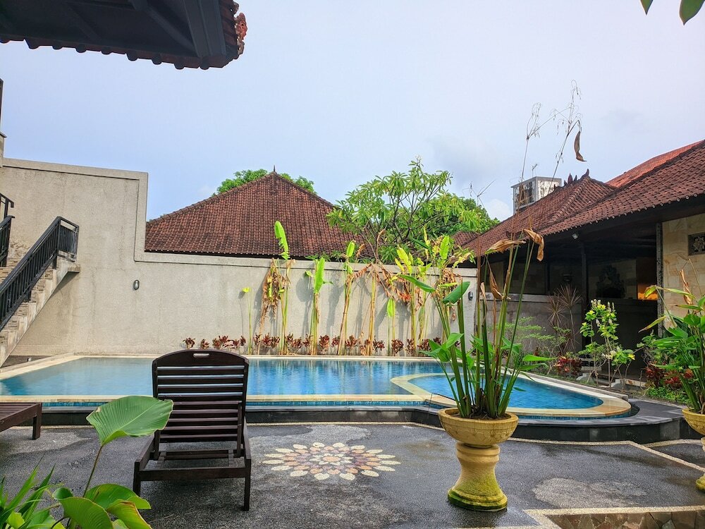 Фото Taman Sari Cottages II
