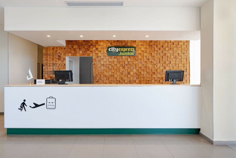 Фото City Express Junior Aguascalientes Centro