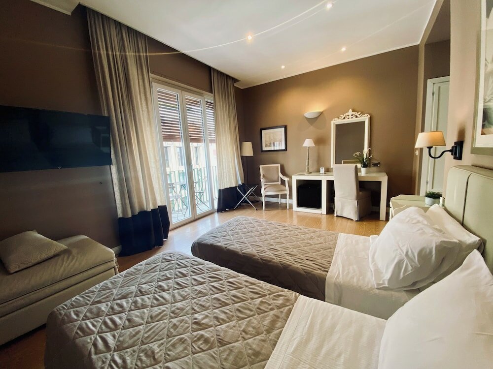 Фото Maxim bed and breakfast Suite Rooms