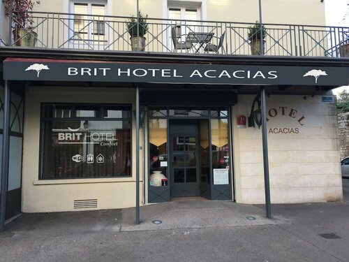 Внешний вид отеля Brit Hotel Arles - Les Acacias в Арле, фото 1