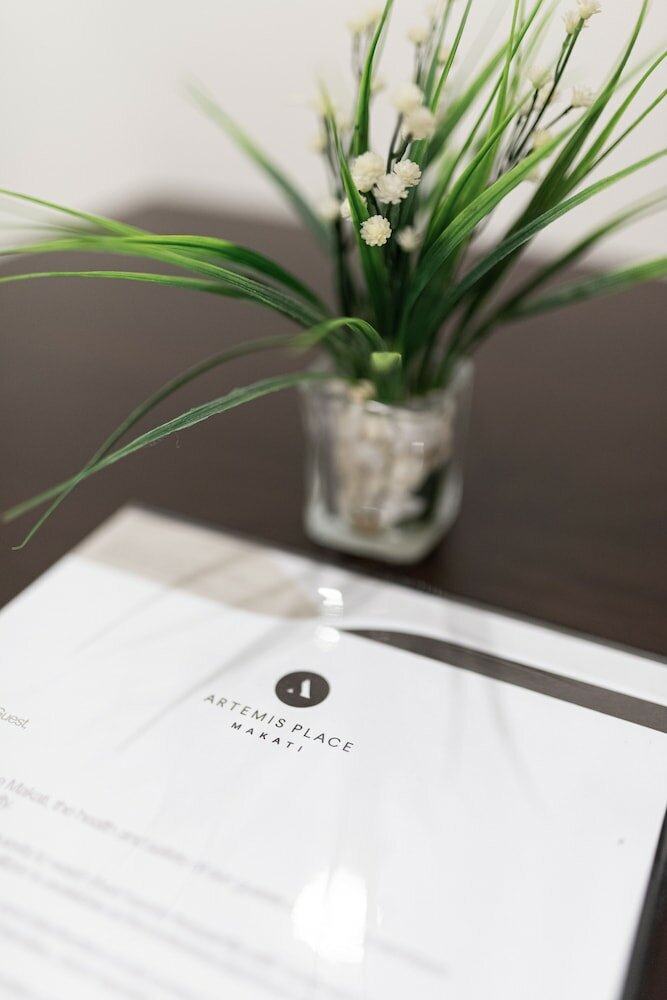 Фото Artemis Place Makati Hotel