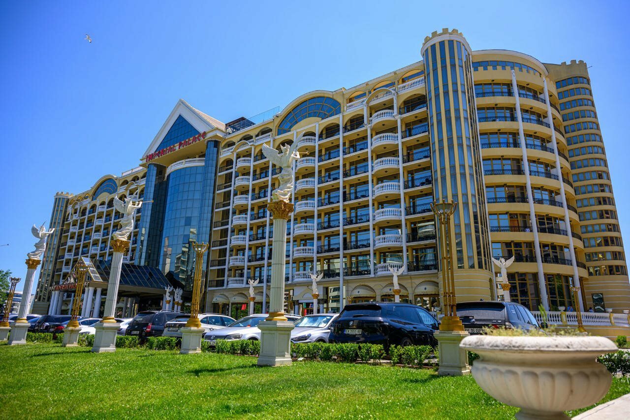 Фото отеля 1