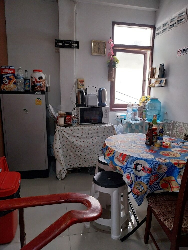 Фото Danee Hostel