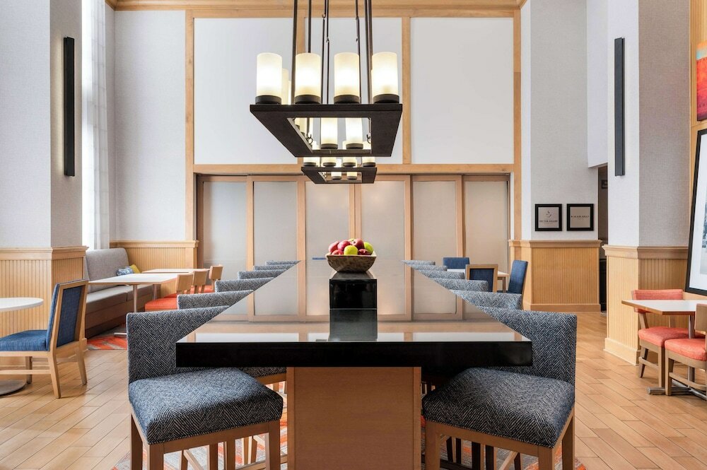 Фото Hampton Inn & Suites Dodge City