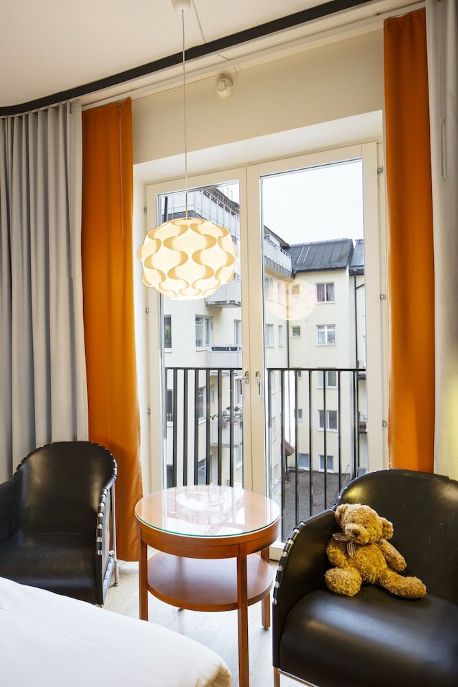 Фото Hotel Rival