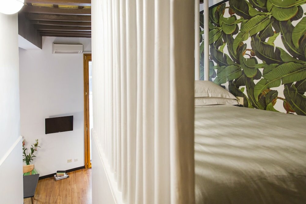 Фото Monserrato Rth