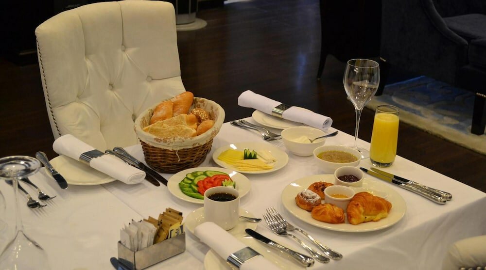 Фото Sun City Hotel - The Gabriel