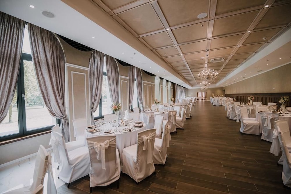 Фото Hotel Austria & Bosna